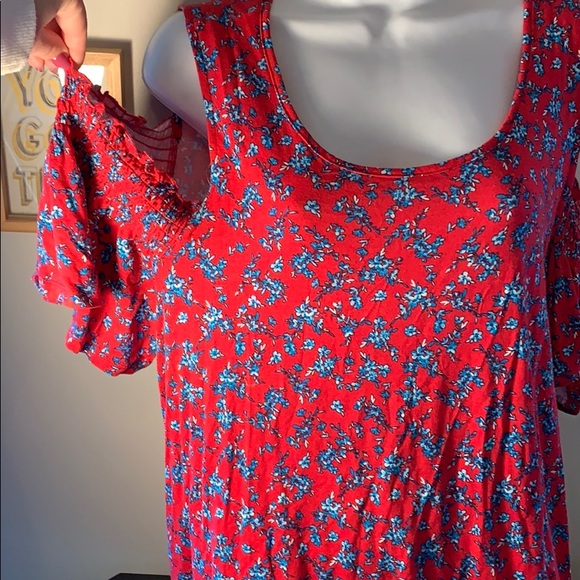 Elle Off the Shoulder Red Floral Top - Women’s XXL - Picture 2 of 3